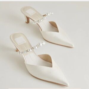Dolce Vita Kanika Pearl Mid Heels